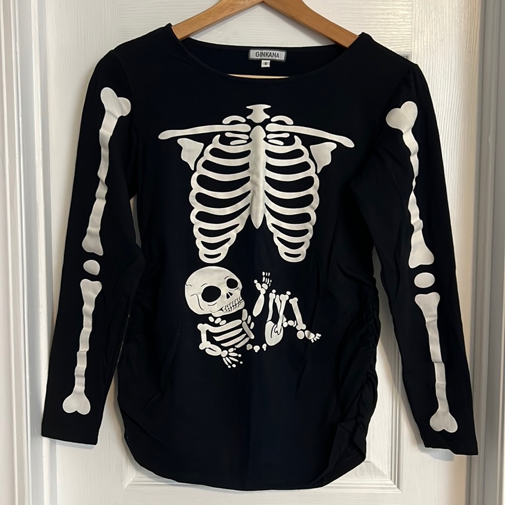 Halloween Pregnant Skeleton. Small long sleeve T-shirt with side ruching.